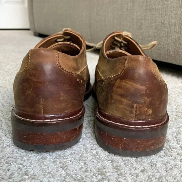 Cole Haan men’s leather lace up shoes size 9 1/2 main image 6